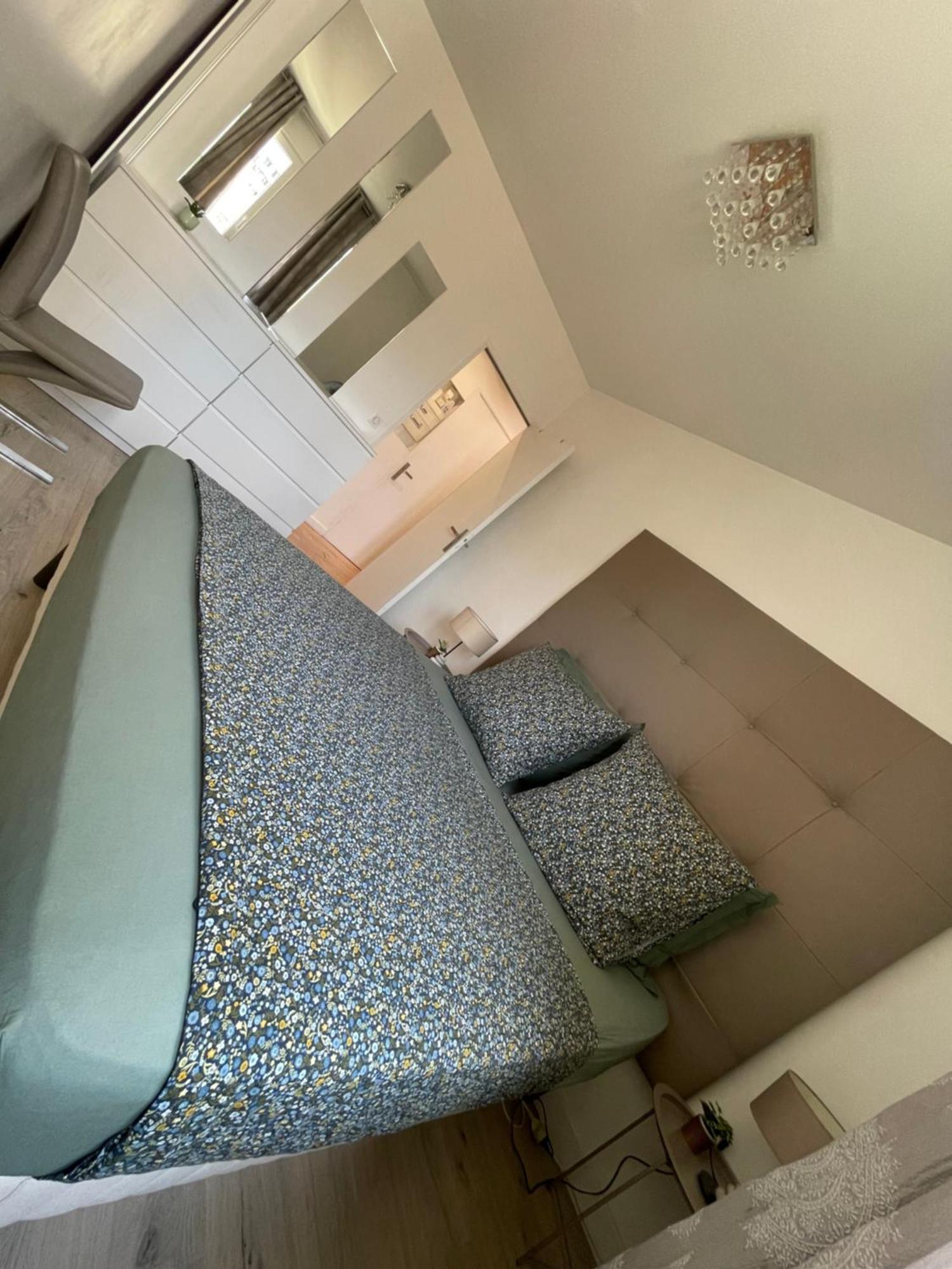 Tres Joli Appartement Mignon Confortable A Paris Villeneuve-La-Garenne Zewnętrze zdjęcie