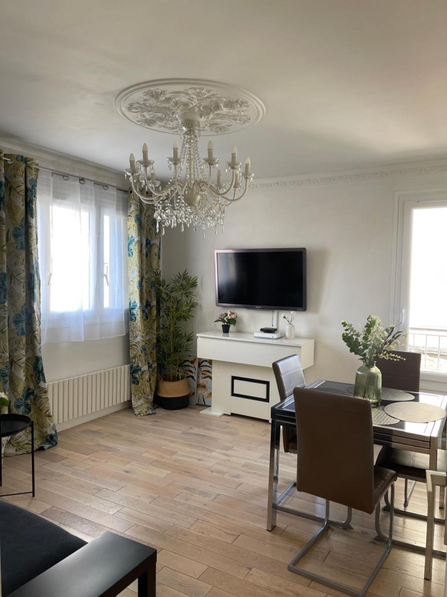 Tres Joli Appartement Mignon Confortable A Paris Villeneuve-La-Garenne Zewnętrze zdjęcie